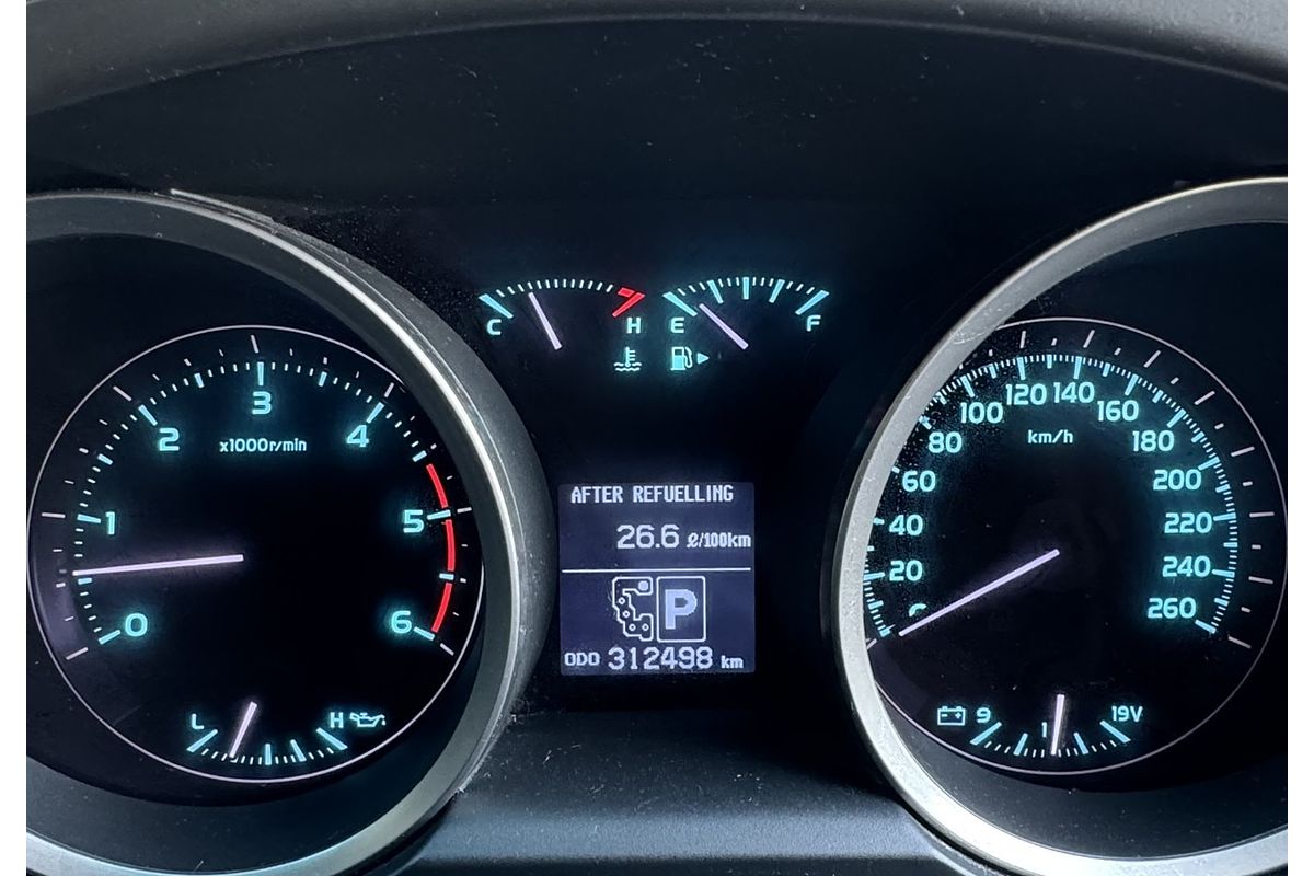 2011 Toyota Landcruiser Sahara (4x4) VDJ200R 09 Upgrade