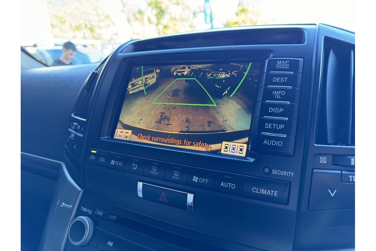 2011 Toyota Landcruiser Sahara (4x4) VDJ200R 09 Upgrade
