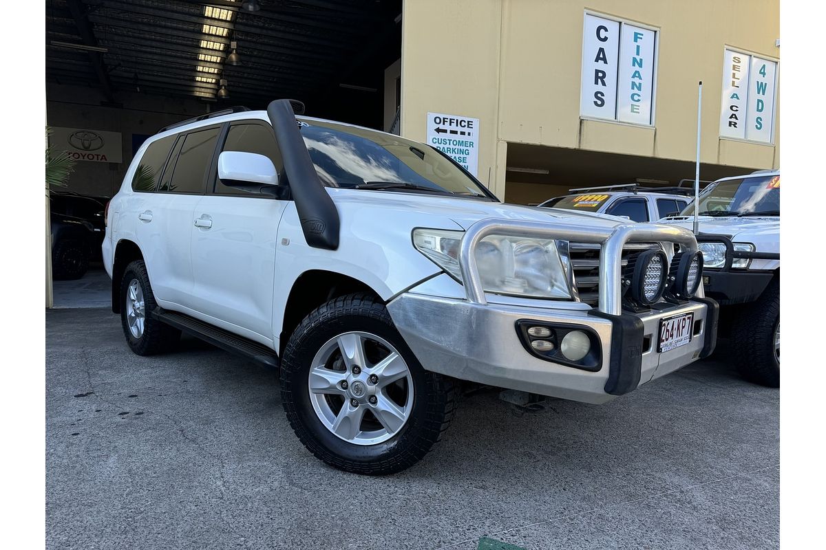 2011 Toyota Landcruiser Sahara (4x4) VDJ200R 09 Upgrade