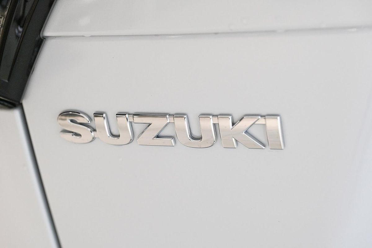 2023 Suzuki S-Cross JYB