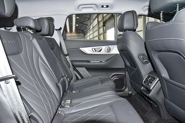 2024 Chery Tiggo 8 Pro Max Elite