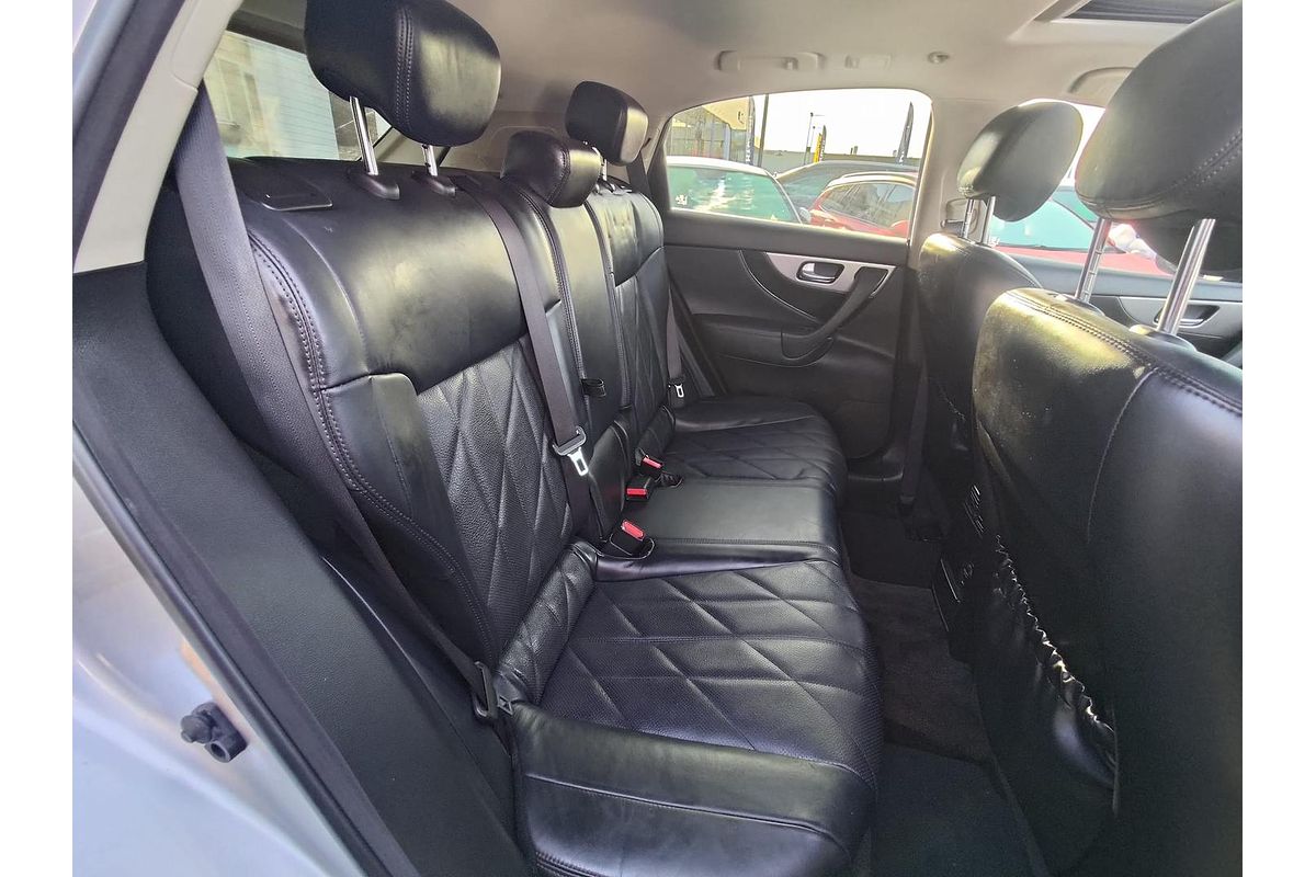 2019 INFINITI QX70 GT S51