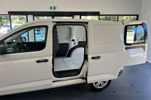 2024 Volkswagen Caddy SWB 5