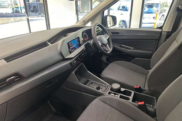 2024 Volkswagen Caddy SWB 5