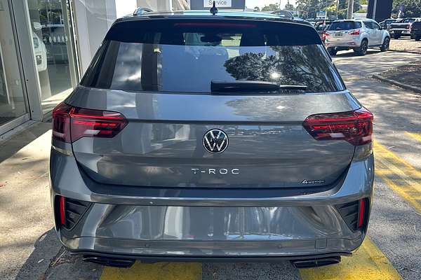 2024 Volkswagen T-Roc 140TSI R-Line D11