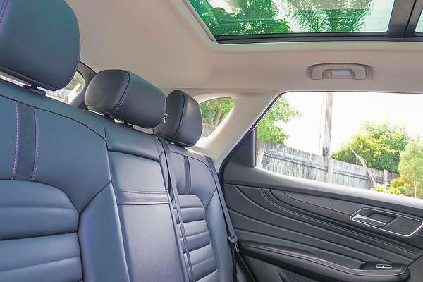 2022 MG HS Plus EV Essence SAS23