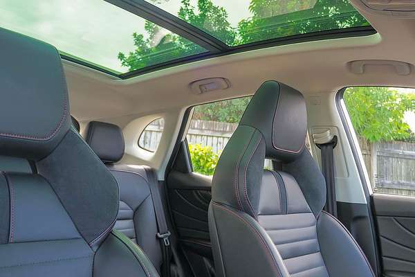2022 MG HS Plus EV Essence SAS23