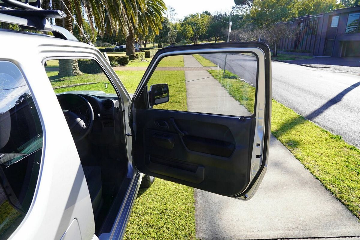 2015 Suzuki Jimny MY15
