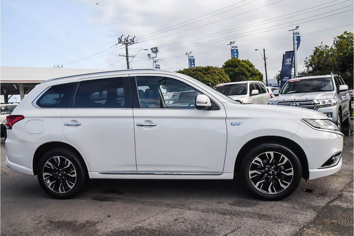 2017 Mitsubishi Outlander PHEV LS ZK