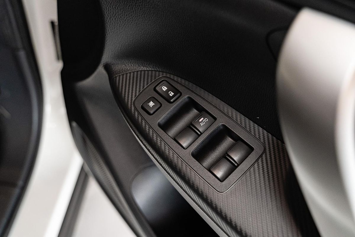 2024 Mitsubishi Eclipse Cross ES YB
