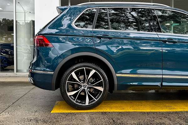 2024 Volkswagen Tiguan 162TSI R-Line 5N