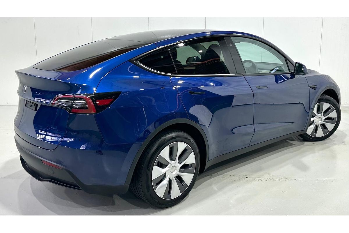 2022 Tesla Model Y Rear-Wheel Drive (No Series)