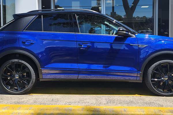 2024 Volkswagen T-Roc 140TSI R-Line D11
