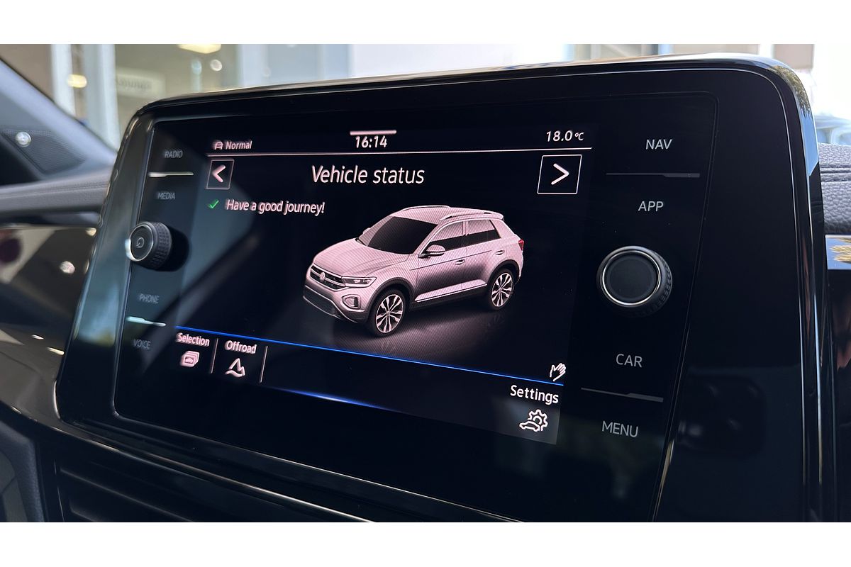 2024 Volkswagen T-Roc 140TSI R-Line D11
