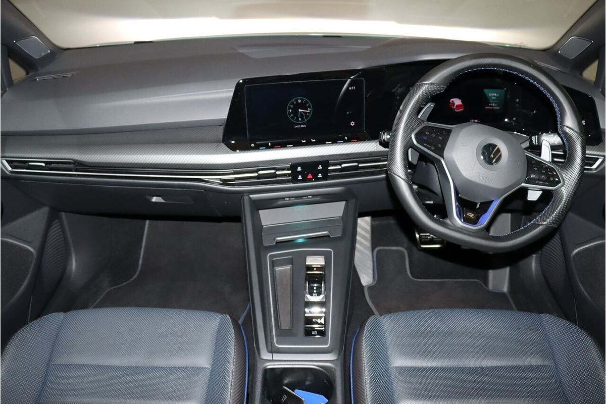 2022 Volkswagen Golf R 8