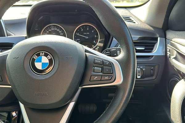 2016 BMW X1 sDrive18d F48