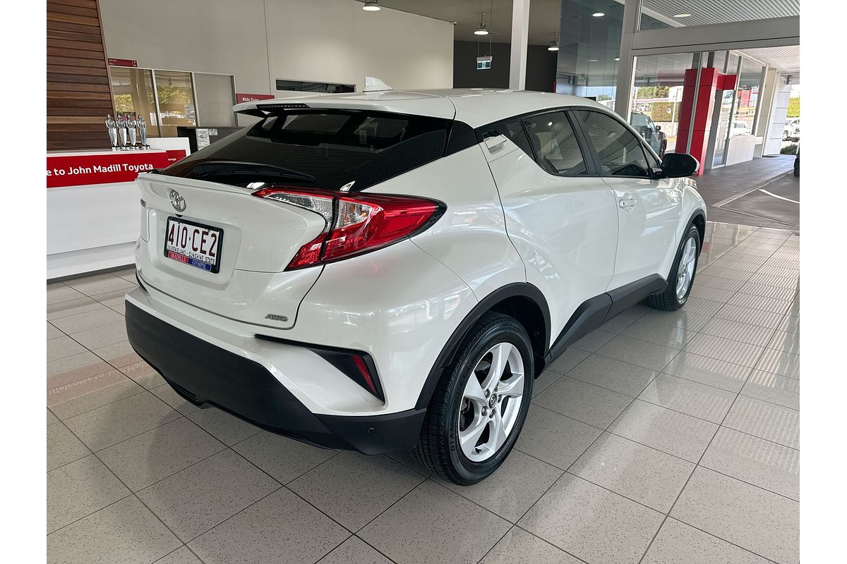 2017 Toyota C-HR NGX50R