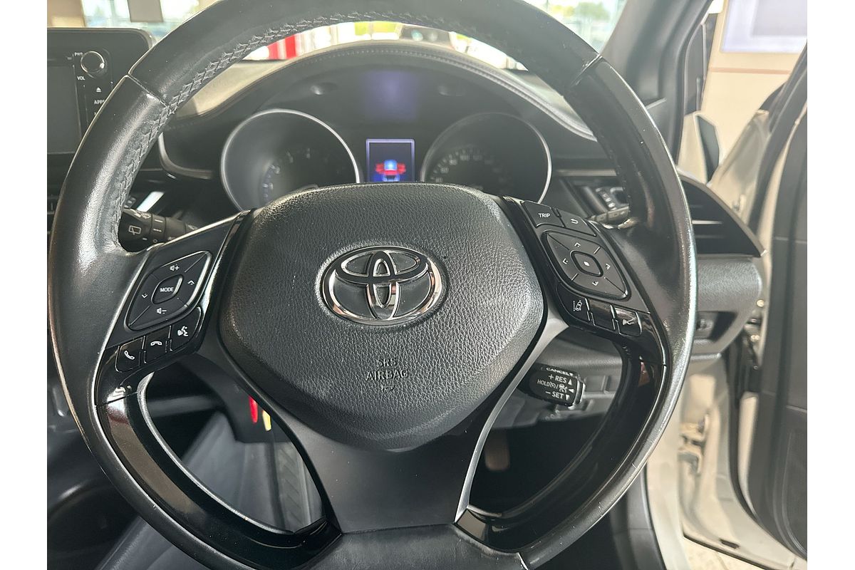 2017 Toyota C-HR NGX50R