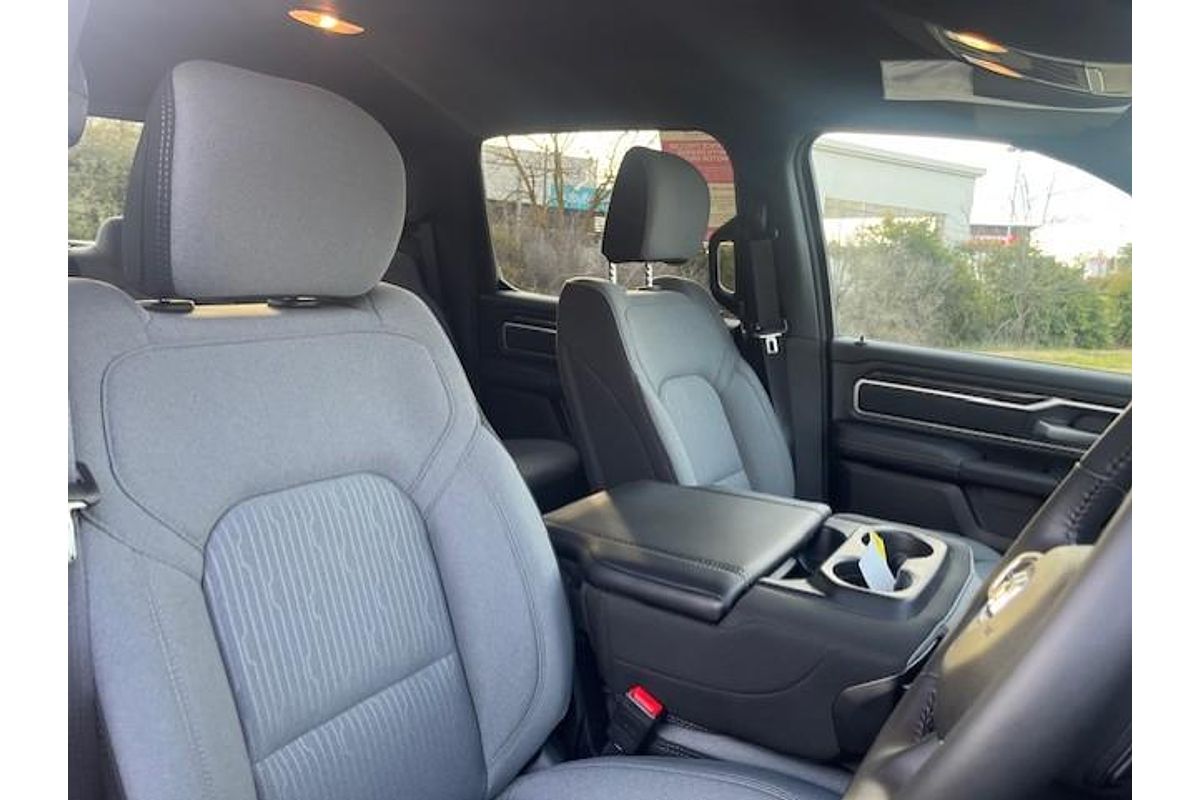 2023 RAM 1500 Big Horn DT 4X4 LWB