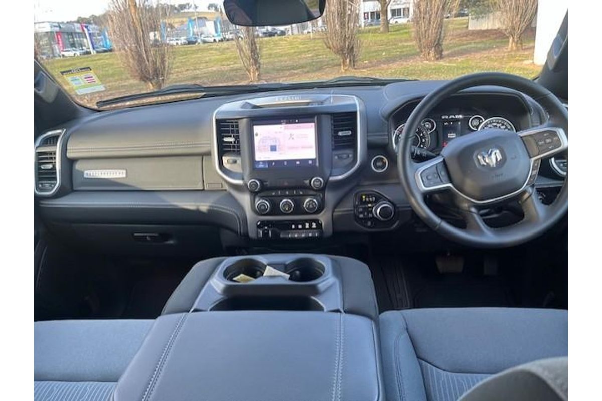 2023 RAM 1500 Big Horn DT 4X4 LWB