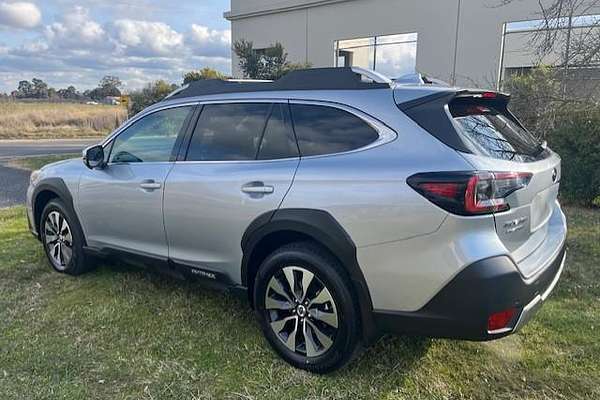 2024 Subaru Outback AWD Touring 6GEN