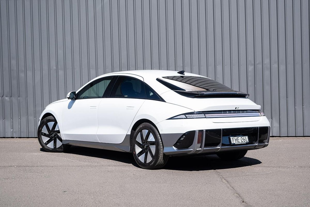 2023 Hyundai IONIQ 6 DYNAMIQ CE.V1