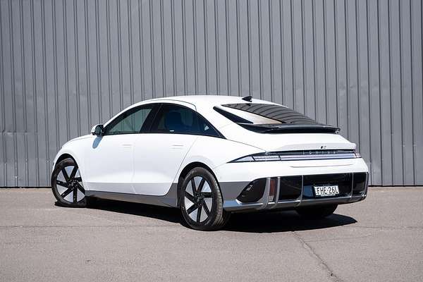 2023 Hyundai IONIQ 6 DYNAMIQ CE.V1