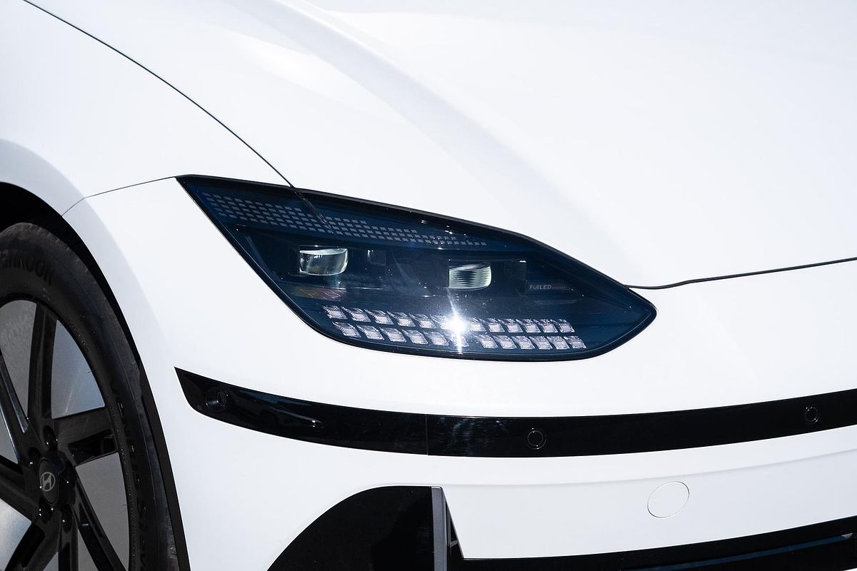 2023 Hyundai IONIQ 6 DYNAMIQ CE.V1