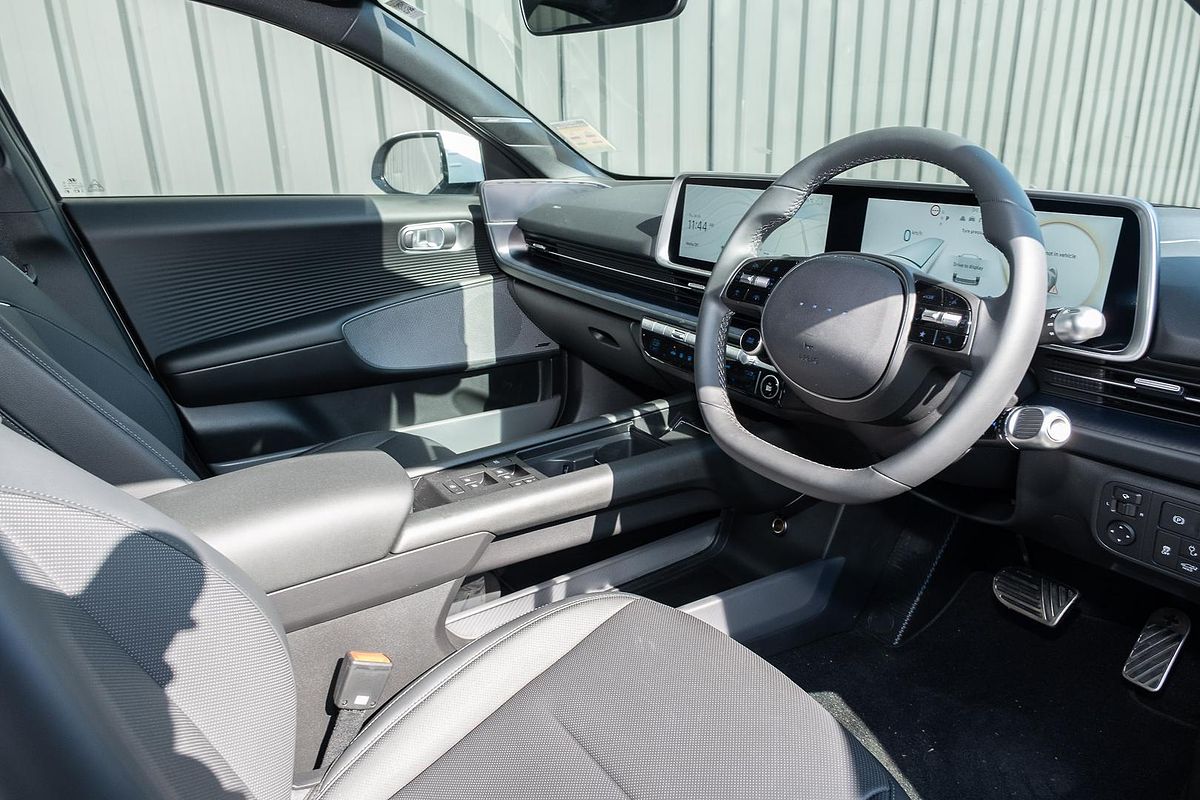 2023 Hyundai IONIQ 6 DYNAMIQ CE.V1