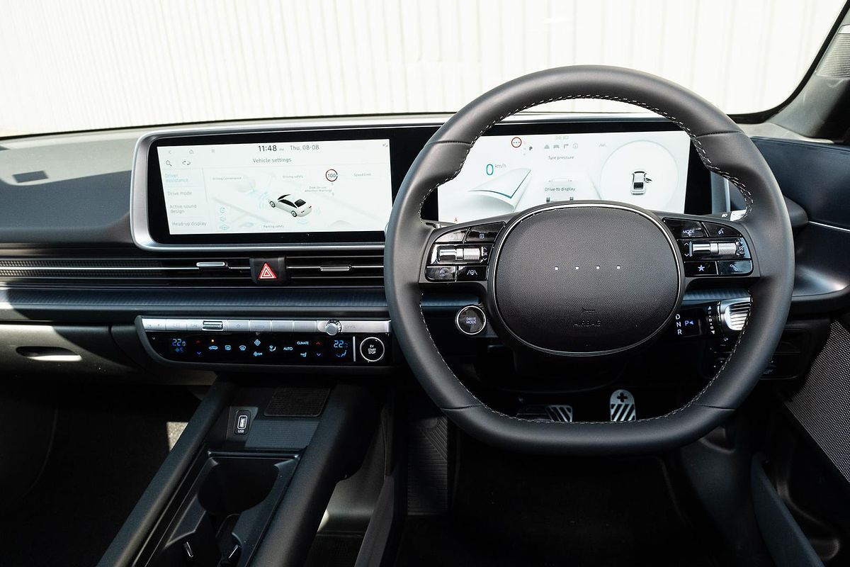 2023 Hyundai IONIQ 6 DYNAMIQ CE.V1