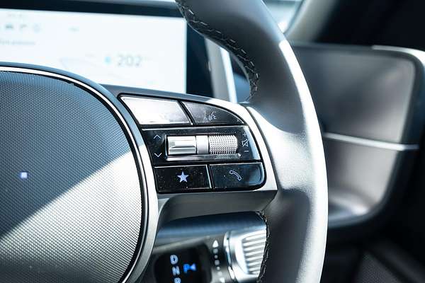 2023 Hyundai IONIQ 6 DYNAMIQ CE.V1