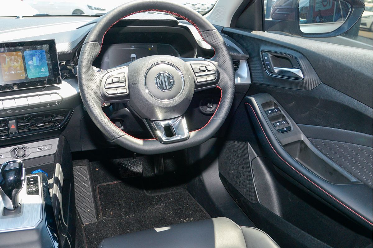 2024 MG MG5 Essence