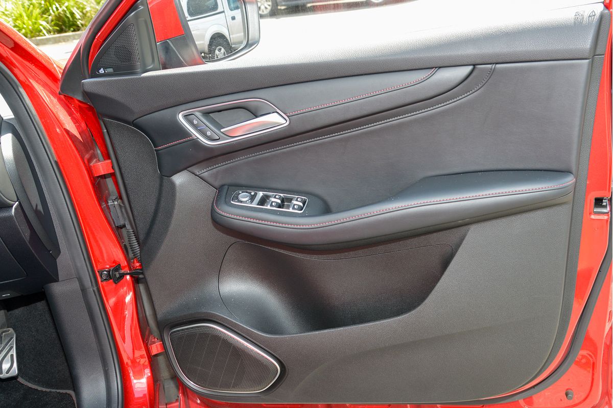 2022 MG HS Excite SAS23