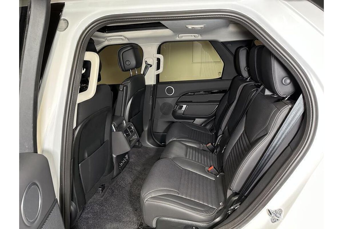 2021 Land Rover Discovery D300 S Series 5