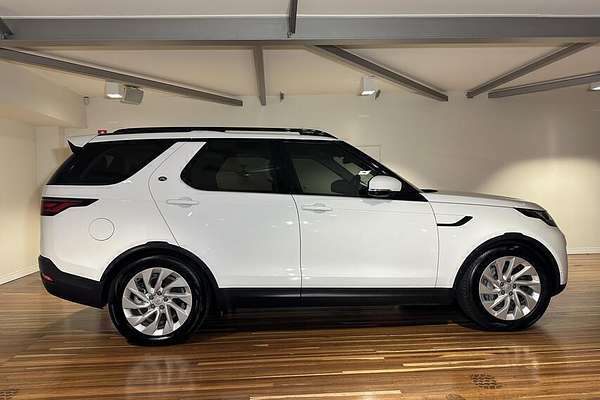 2021 Land Rover Discovery D300 S Series 5