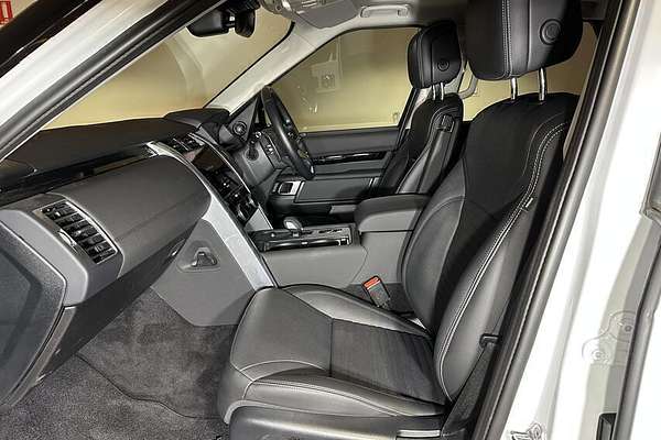 2021 Land Rover Discovery D300 S Series 5