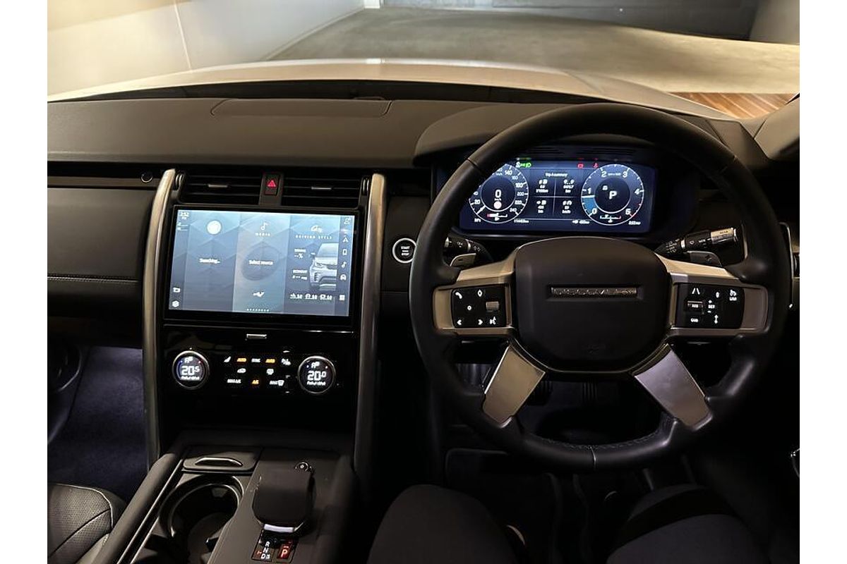 2021 Land Rover Discovery D300 S Series 5