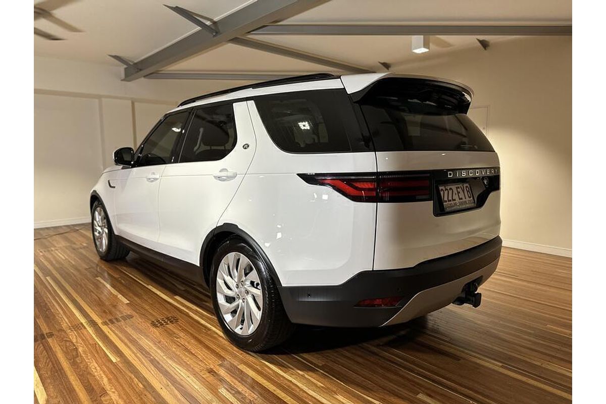 2021 Land Rover Discovery D300 S Series 5
