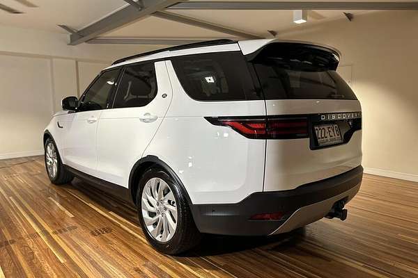 2021 Land Rover Discovery D300 S Series 5