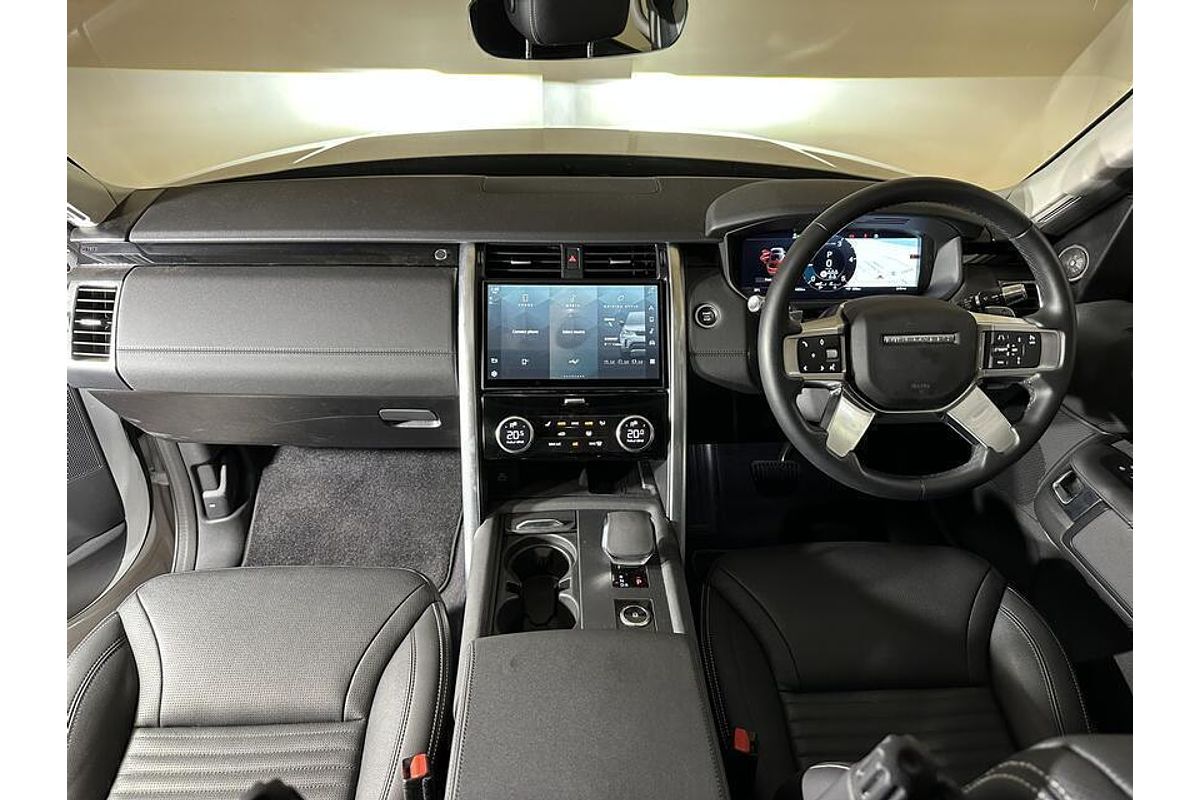 2021 Land Rover Discovery D300 S Series 5