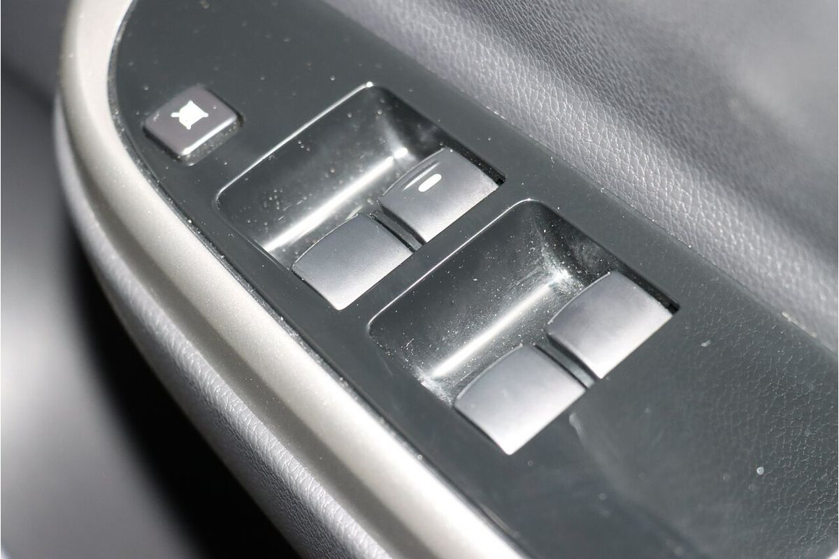 2022 Mitsubishi Triton GSR MR 4X4