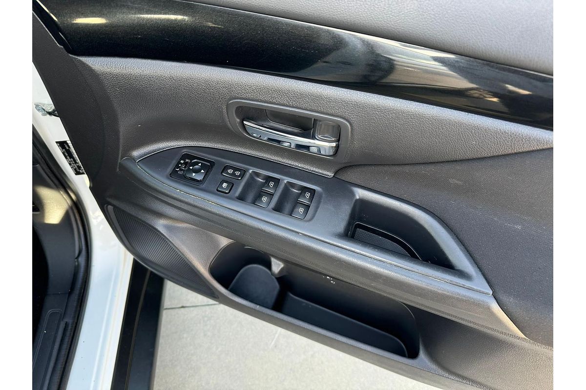 2019 Mitsubishi Outlander ES ZL