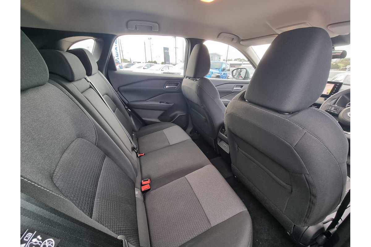 2024 Nissan QASHQAI ST+ J12