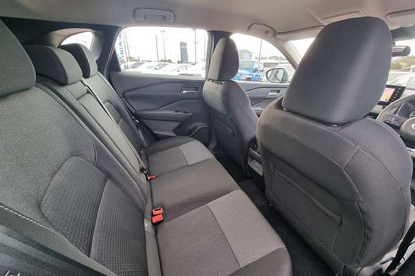 2024 Nissan QASHQAI ST+ J12