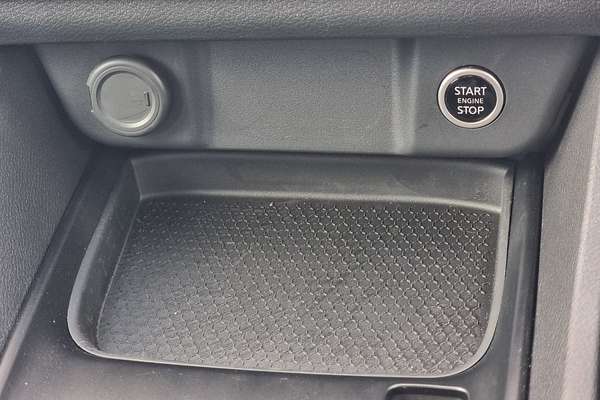 2024 Nissan QASHQAI ST+ J12