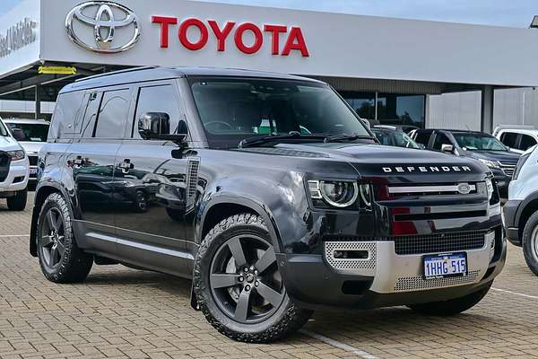 2021 Land Rover Defender 110 D300 SE L663
