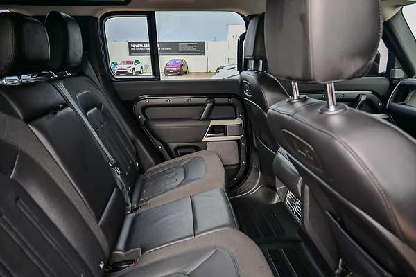 2021 Land Rover Defender 110 D300 SE L663