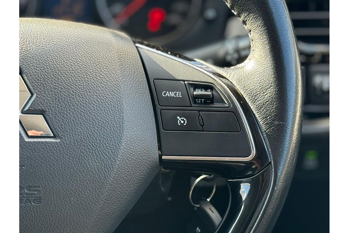 2017 Mitsubishi Outlander LS ZK