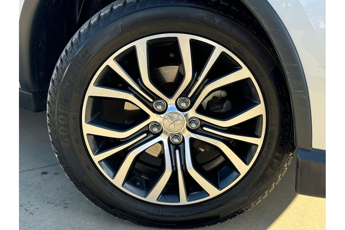2017 Mitsubishi Outlander LS ZK