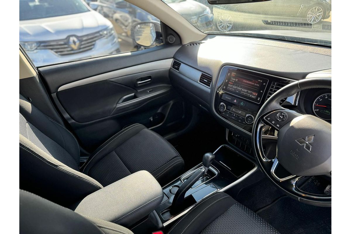 2017 Mitsubishi Outlander LS ZK